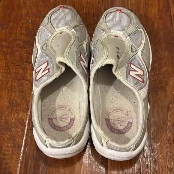 Women’s New Balance SL-1 All Terrain Slip On Sneakers. Size 7.5. - Picture 3 of 6